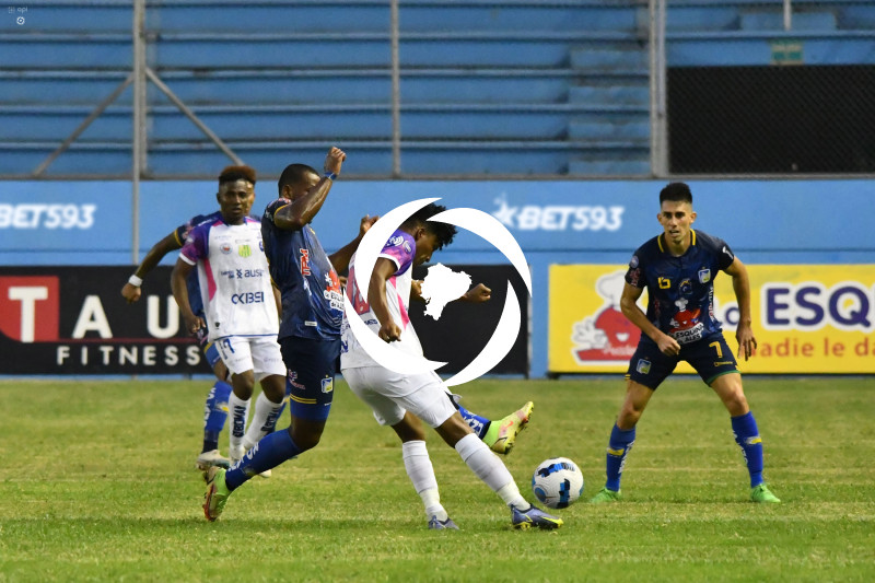 FBL-LIGAPRO-DELFIN-GUALACEO