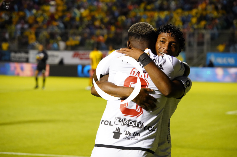 FBL LIGAPRO AUCAS BARCELONA