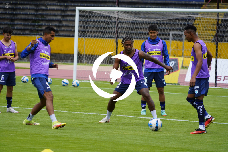 FBL LIGAPRO CUMBAYA MACARA
