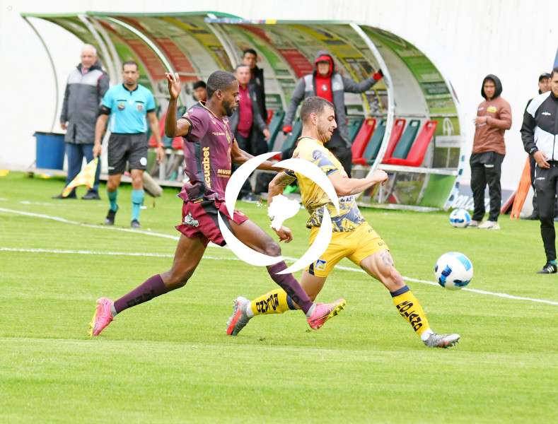 FBL-LIGA PRO ECUABET MUSHUC RUNA DELFIN.