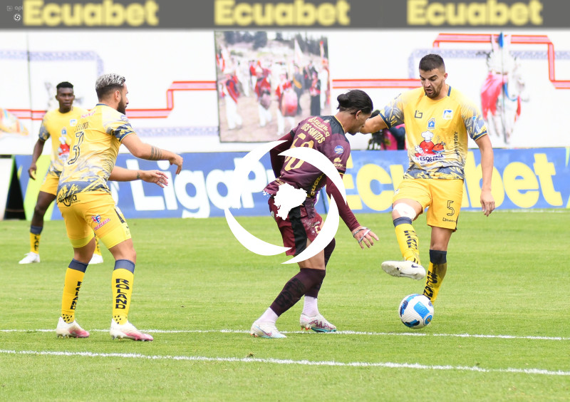 FBL-LIGA PRO ECUABET MUSHUC RUNA DELFIN.