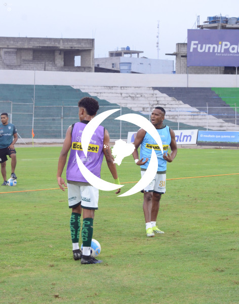 FBL-LIGAPRO-ORENSE-CUMBAYÃ