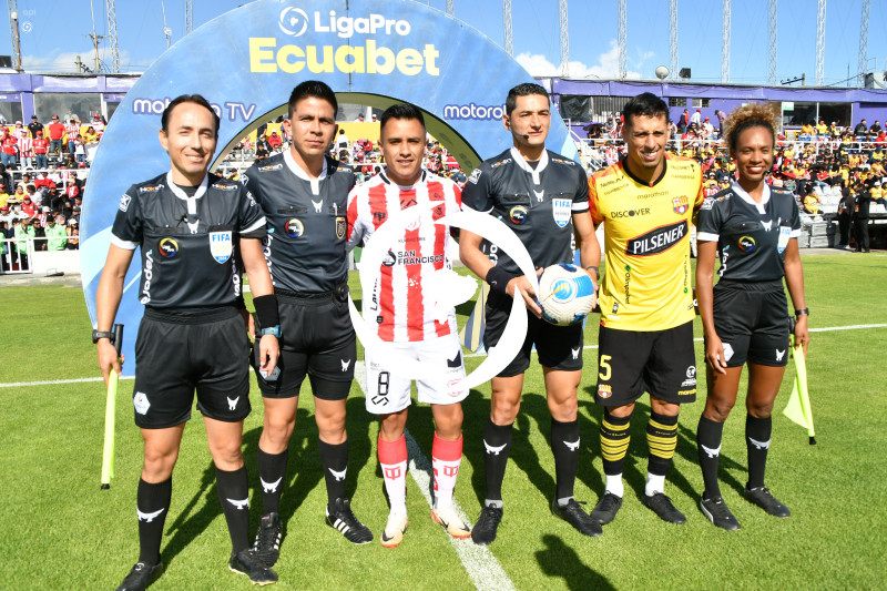 FBL LIGA PRO ECUABET TECNICO BARCELONA