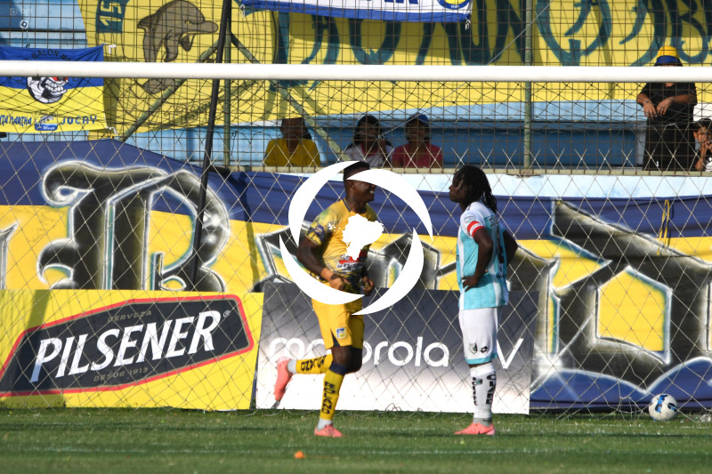 FBL-LIGAPRO-DELFIN-CUMBAYA