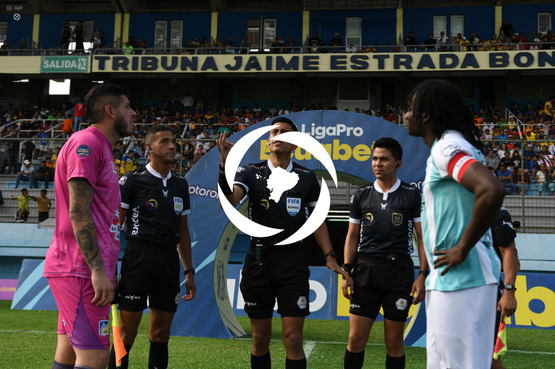 FBL-LIGAPRO-DELFIN-CUMBAYA