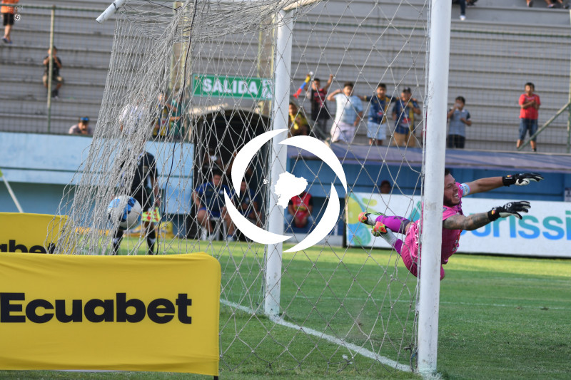 FBL-LIGAPRO-DELFIN-CUMBAYA