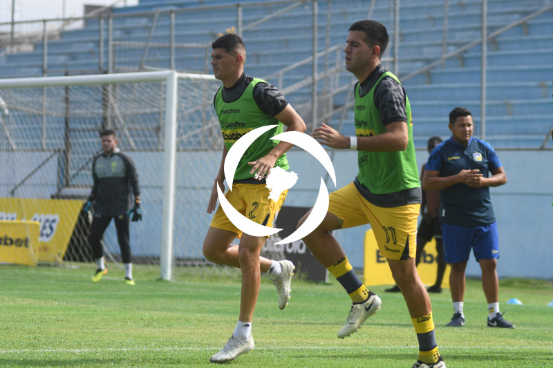 FBL-LIGAPRO-DELFIN-CUMBAYA