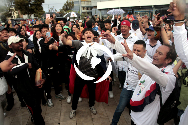 FBL-FESTEJOS-HINCHAS-LIGA-DE-QUITO