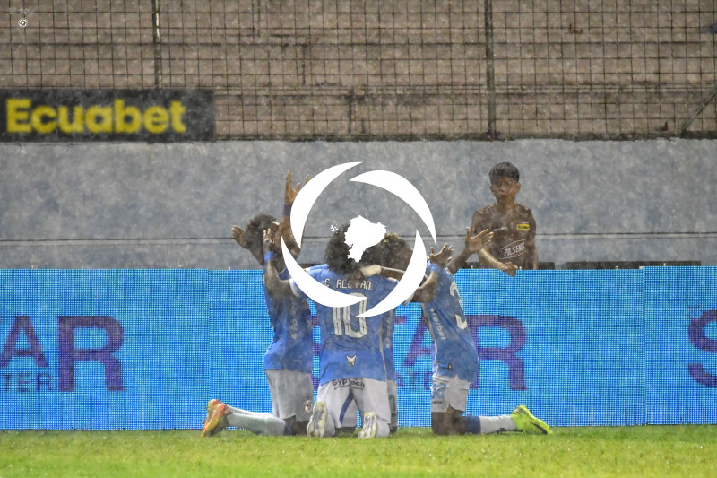 FBL-LIGAPRO-MANTA-DELFIN