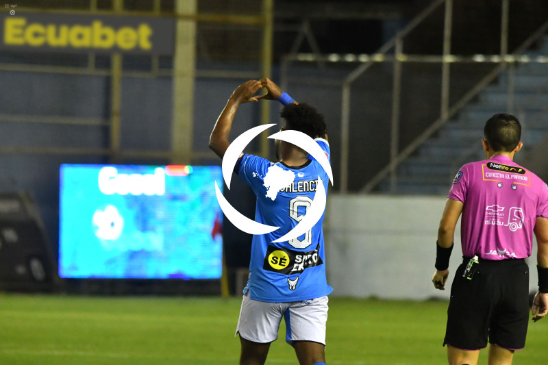 FBL-LIGAPRO-MANTA-TECNICO UNIVERSITARIO