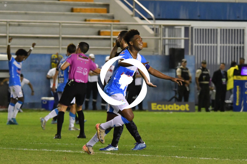 FBL-LIGAPRO-MANTA-TECNICO UNIVERSITARIO