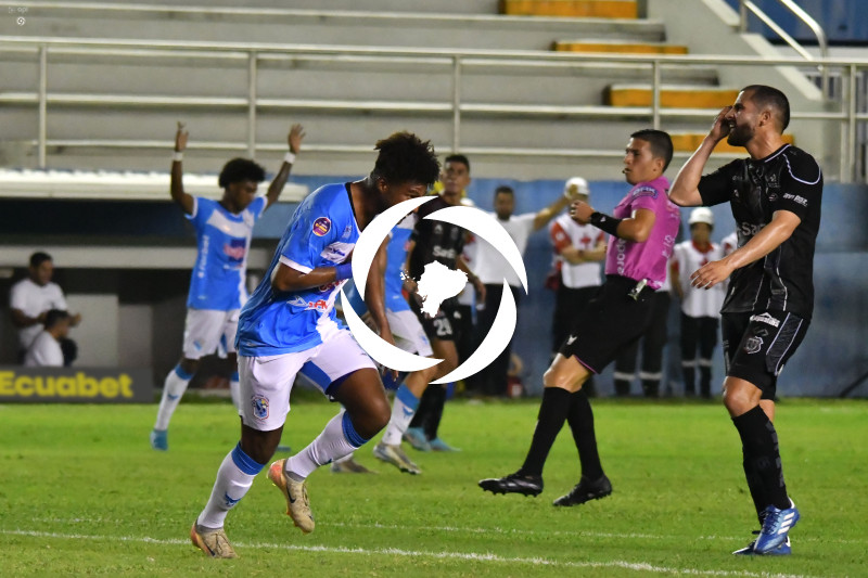 FBL-LIGAPRO-MANTA-TECNICO UNIVERSITARIO
