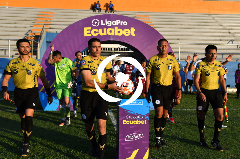 FBL-LIGAPRO-DELFIN-MACARA
