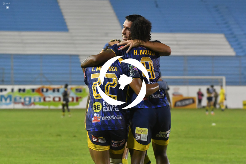 FBL-LIGAPRO-DELFIN-MUSHUC RUNA