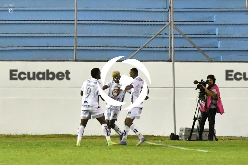 FBL-LIGAPRO-DELFIN-MUSHUC RUNA