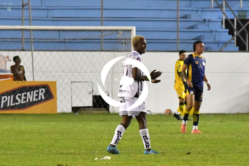 FBL-LIGAPRO-DELFIN-MUSHUC RUNA