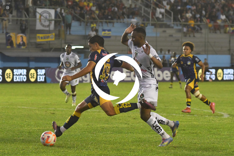 FBL-LIGAPRO-DELFIN-MUSHUC RUNA