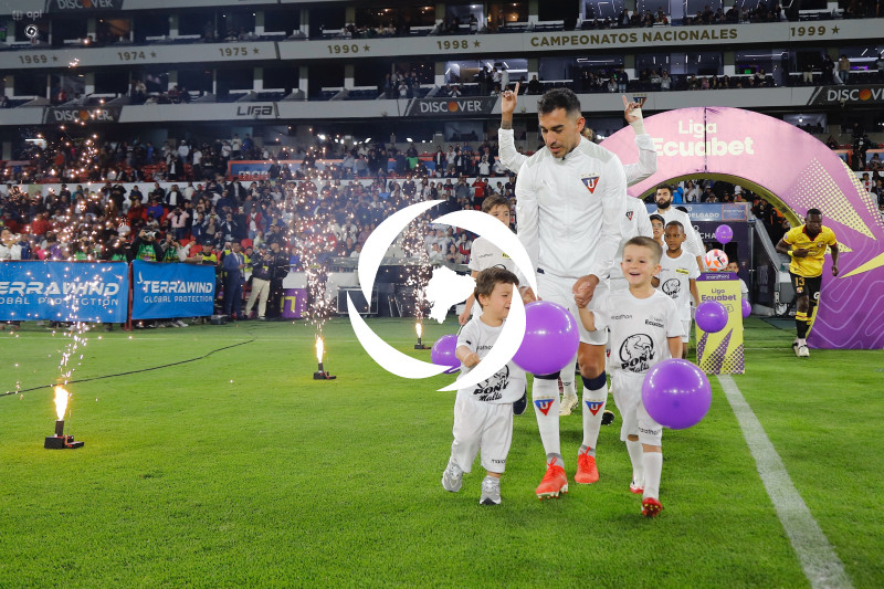 FBL LIGA PRO LDUQ LIGA DE QUITO VS BARCELONA