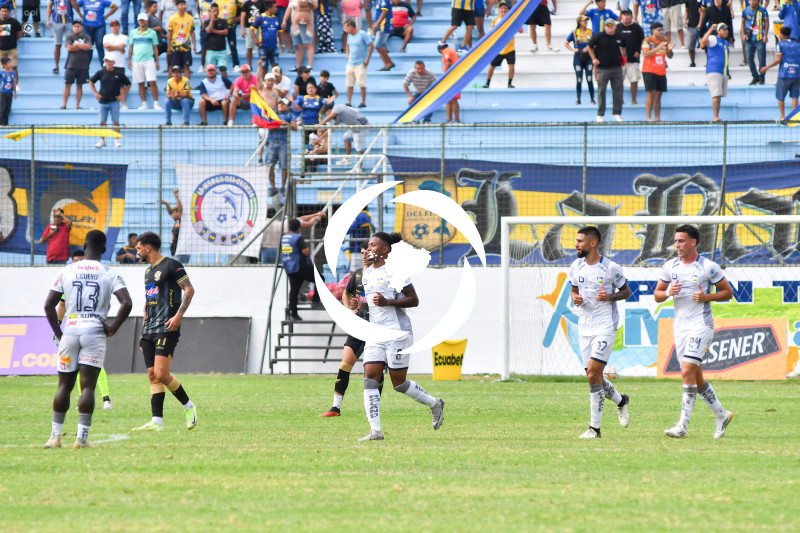 FBL-LIGAPRO-DELFIN-MANTA