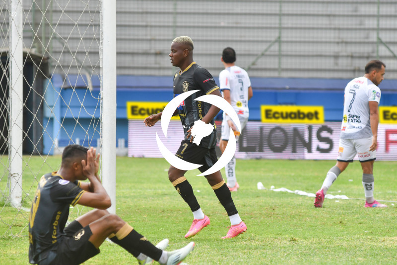 FBL-LIGAPRO-DELFIN-MANTA