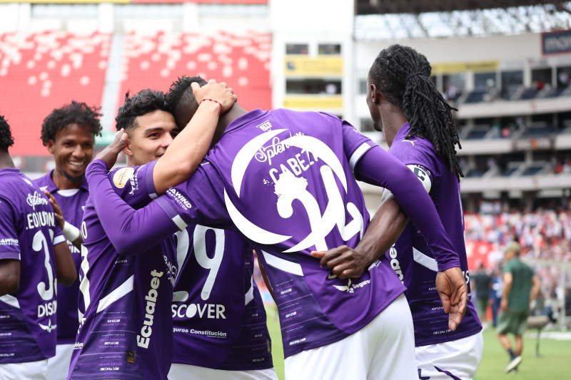 FBL LIGA ECUABET LIGA DE QUITO VS MUSHUC RUNA
