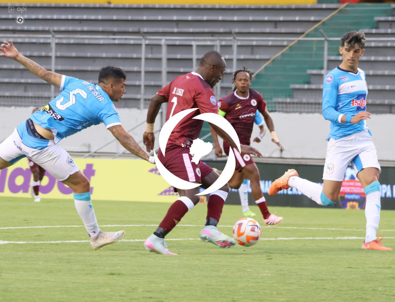 FBL LIGAECUABET VINOTINTO VS MANTA