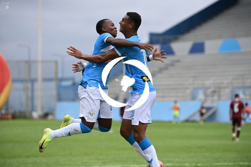 FBL-LIGA ECUABET-MANTA-VINO TINTO