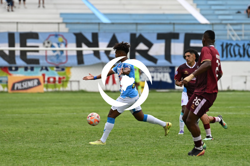FBL-LIGA ECUABET-MANTA-VINO TINTO