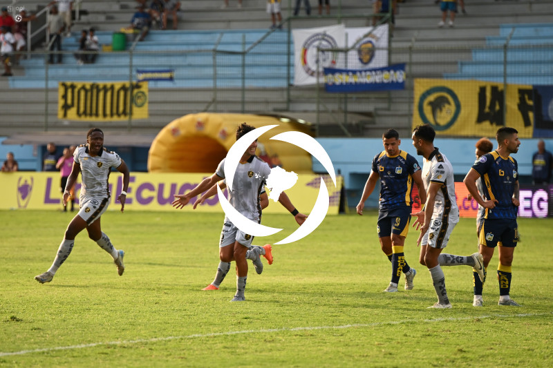 FBL-LIGA ECUABET-DELFIN-AUCAS