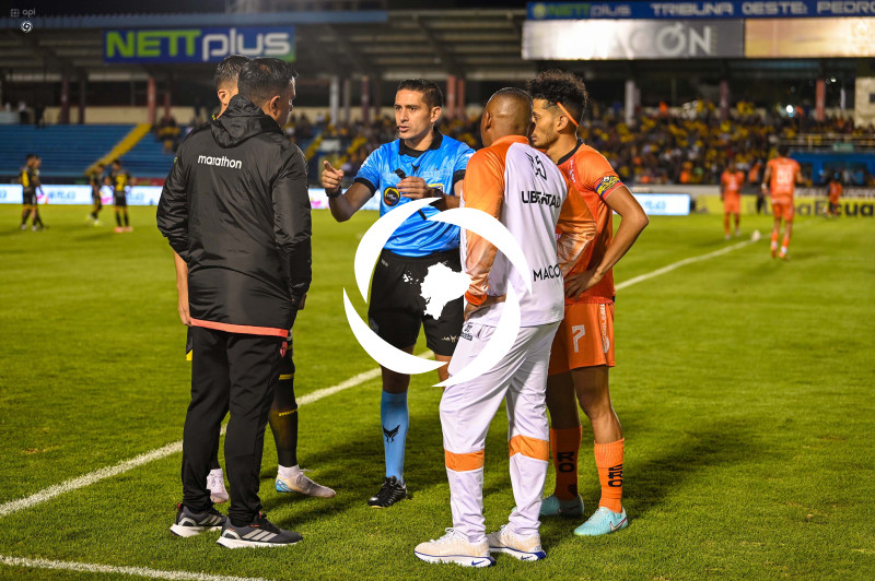 FBL-LIGAECUABET-LIBERTAD-BARCELONA