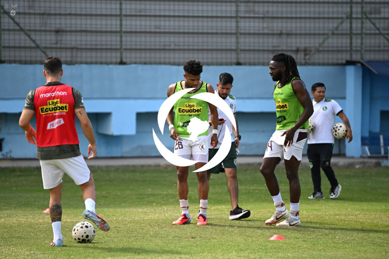 FBL-LIGA ECUABET-DELFIN-MUSHUC RUNA