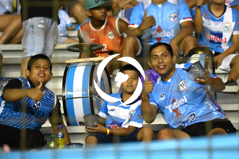 FBL-LIGA ECUABET-MANTA-MACARA