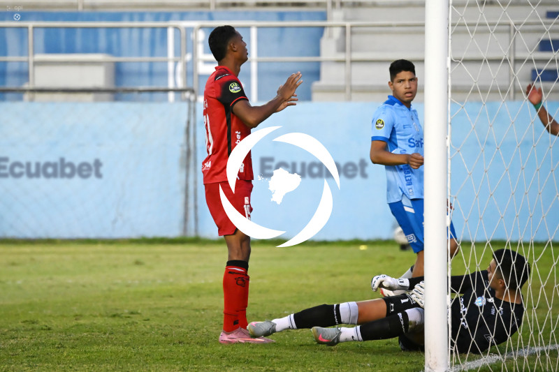 FBL-LIGA ECUABET-MANTA-MACARA