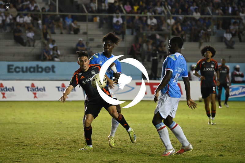 FBL-LIGA ECUABET-MANTA-EMELEC